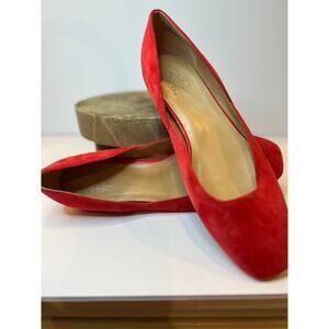 Naturalized Red suede Flat 8m